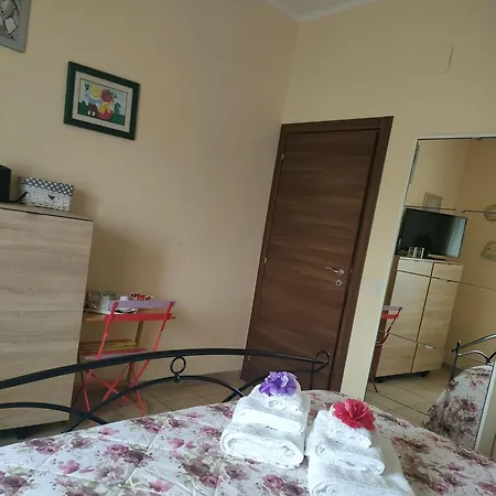 Guest house Ros' S House *